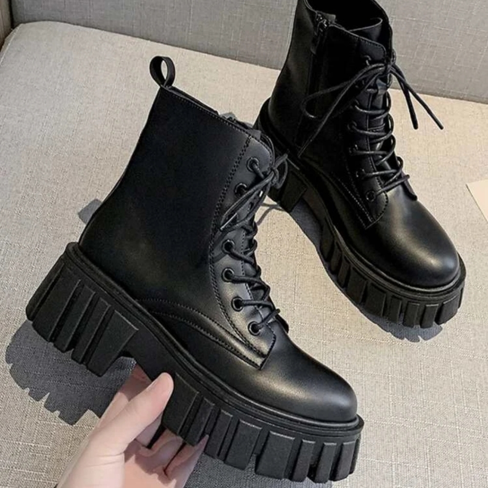 Black Lace Up Leather Combat Boots Lug Sole